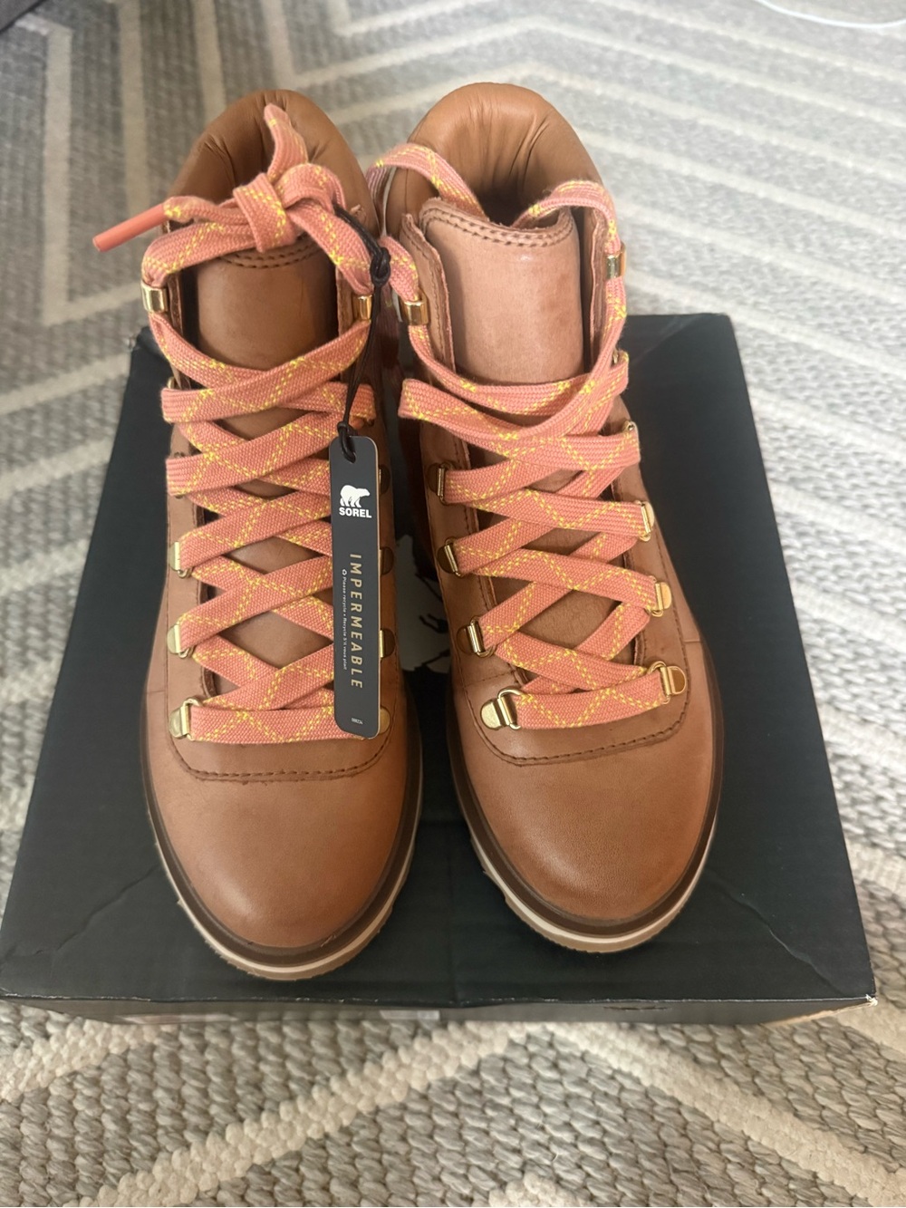 Sorel Women's Lennox hiker book NWT size 7